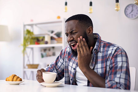 Lake Houston Endodontics | Failed Root Canal? How Endodontic Retreatment Saves Your Natural Tooth