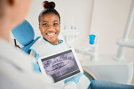 Lake Houston Endodontics | Know the Red Flags: Signs and Symptoms of Needing a Root Canal